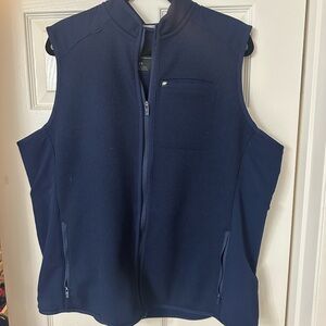 Navy Blue Fabletics Scrubs Vest XXL